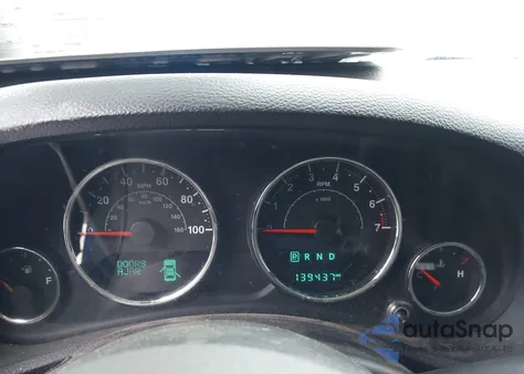 2014 Jeep Wrangler Unlimited Altitude из США, поврежденный, VIN 1C4HJWEG0EL306422